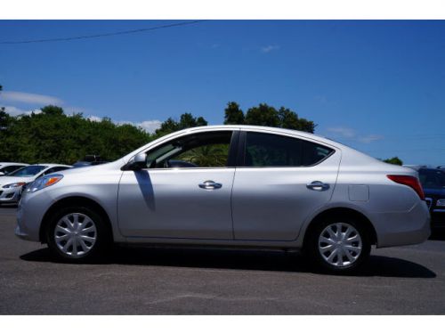 2013 nissan versa 1.6 s