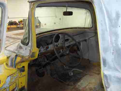 1958 Ford F-100 Short Wide Bed~9