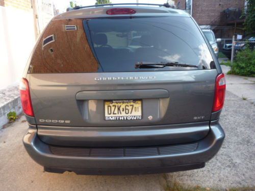 GRAND CARAVAN 05 SXT- 3.8V6 STOW'N GO SENSORS P/DOORS 89K CLEAN CARFAX NO RESV!, image 11
