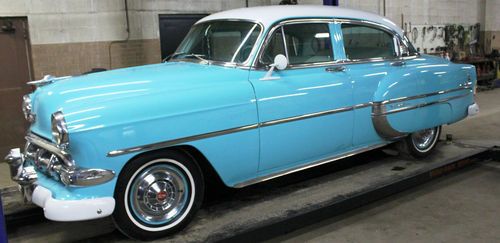 1954 chevy belair 4dr sedan