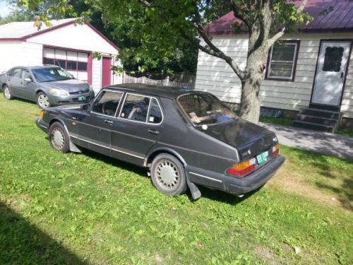 1990 saab 900 s sedan 4-door 2.0l