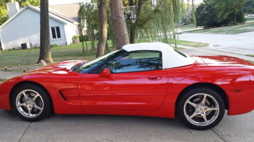 2001 chevrolet corvette convertible 2-door 5.7l