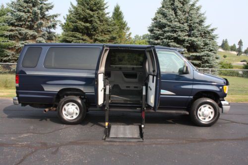 2002 Ford Econoline E-350 Side Entry Access  Wheelchair Accessible Handicap Van, image 2