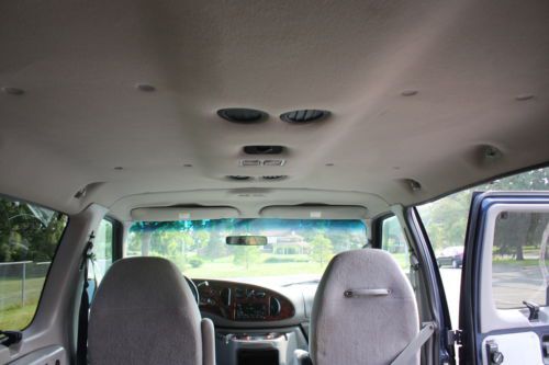 2002 Ford Econoline E-350 Side Entry Access  Wheelchair Accessible Handicap Van, image 31