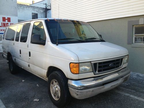 No reserve 2006 ford e-350 super duty club wagon xlt