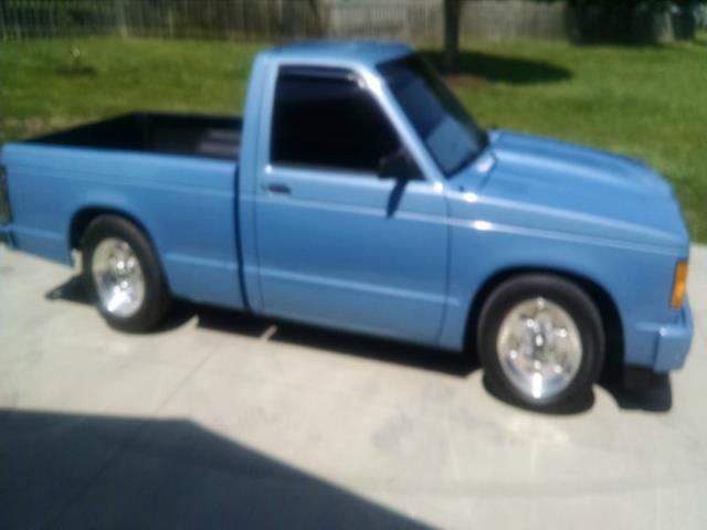 Chevrolet s-10 short bed