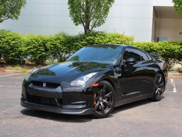 Nissan gt-r premium