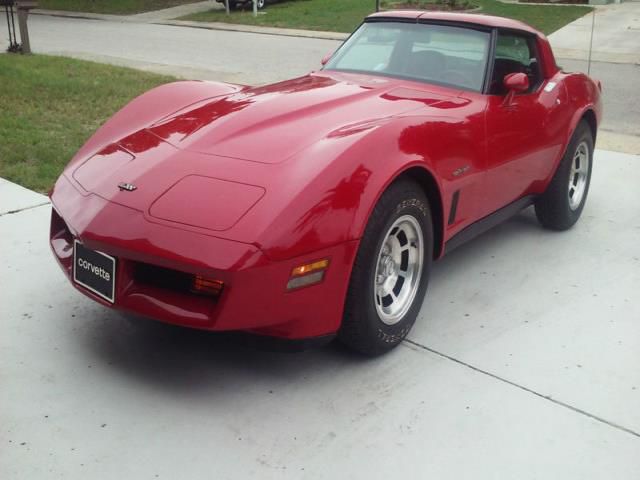 Chevrolet: corvette base coupe 2-door