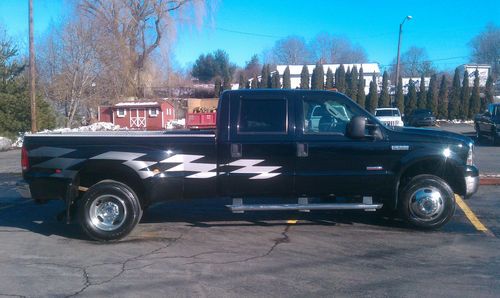 2005 ford f-350 super duty lariat crew cab pickup 4-door 6.0l diesel dually