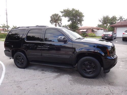 2010 chevrolet tahoe blacked out!! dvd players show truck mint fl suv hot truck!