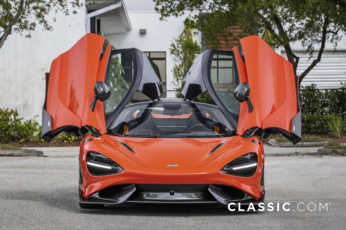 2021 McLaren 765LT, US $489,900.00, image 4