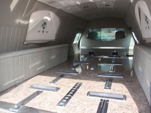 2011 lincoln town car