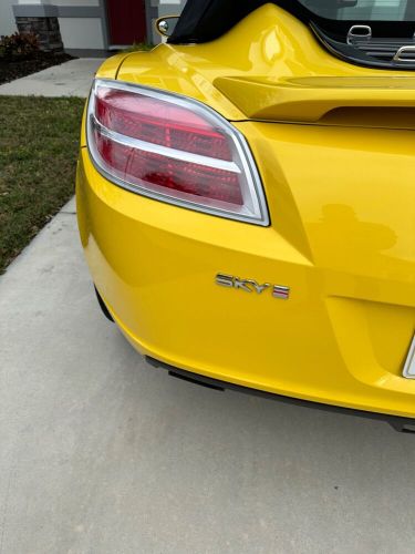 2008 saturn sky redline