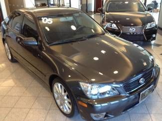 2005  is 300 gray sport!