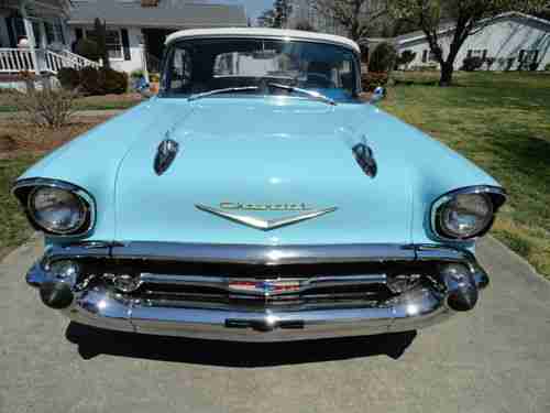 1957 Chevrolet Bel Air Convertible, image 4