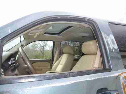 Duramax, LTZ, Z71 Short bed, Loaded, Sunroof, Salvage Repairable Wrecked, 2500, US $19,900.00, image 19