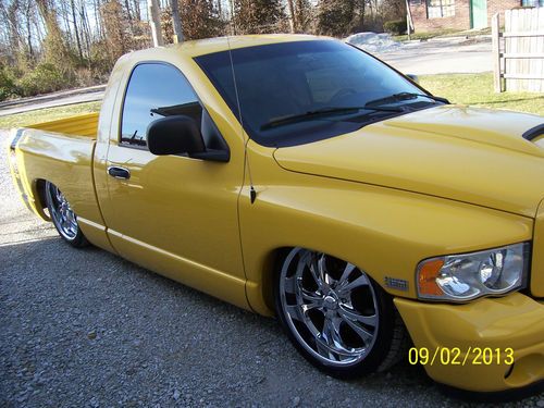 Dodge ram rumble bee show truck low miles hemi hotchkis/accuair suspension