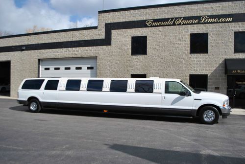 2002 ford excursion xlt 4-door 18 passenger limousine