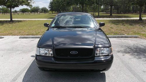 2005 ford crown victoria, police interceptor. 128k miles. clean florida car