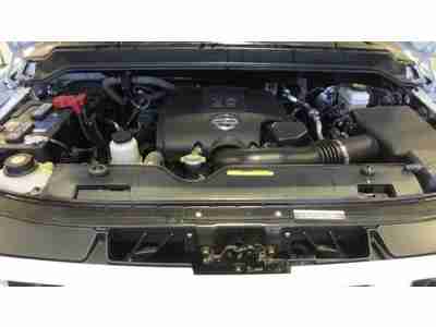 PRO-4X 5.6L CD 4X4 Locking/Limited Slip Differential Tow Hitch Tow Hooks A/C ABS, image 6