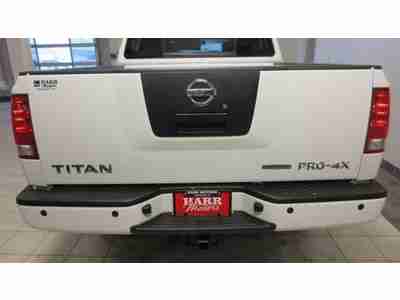 PRO-4X 5.6L CD 4X4 Locking/Limited Slip Differential Tow Hitch Tow Hooks A/C ABS, image 8