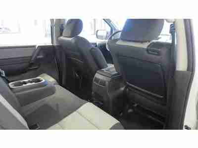 PRO-4X 5.6L CD 4X4 Locking/Limited Slip Differential Tow Hitch Tow Hooks A/C ABS, image 13