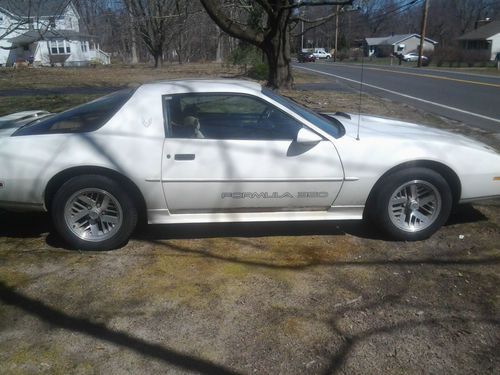 1988 pontiac formula firebird base coupe 2-door 5.7l