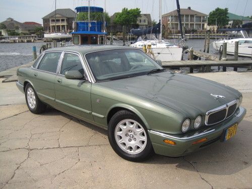 1999 xj8 super nice, rare color, drives great! no reserve!!!!fl car, no accident