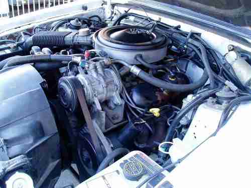 1984 FORD MUSTANG LX.. CONVERTIBLE.. NO RESERVE .. 60K MILES.. AUTOMATIC., image 3