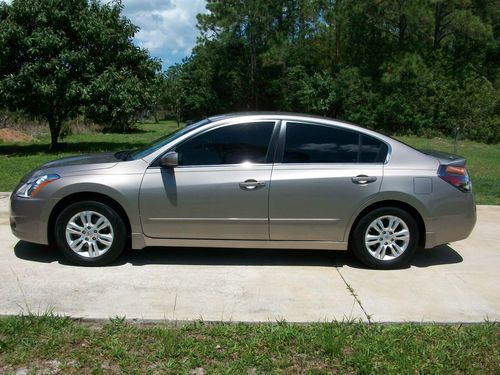 2011 nissan altima s sedan 4-door 2.5l