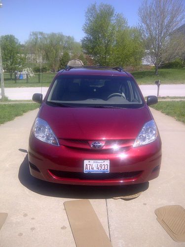 2008 toyota sienna le mini passenger van 5-door 3.5l