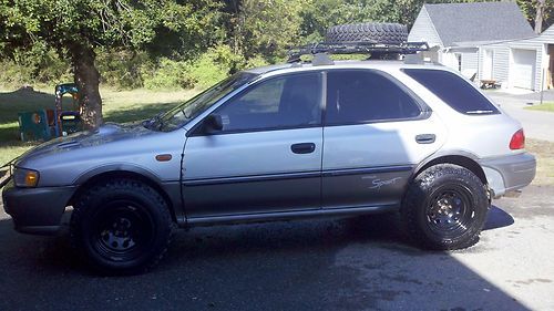 1999 subaru impreza outback sport wagon 4-door 2.2l ( low mile motor )