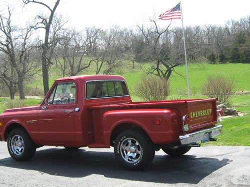 1970 chevy c-10 step-side pickup