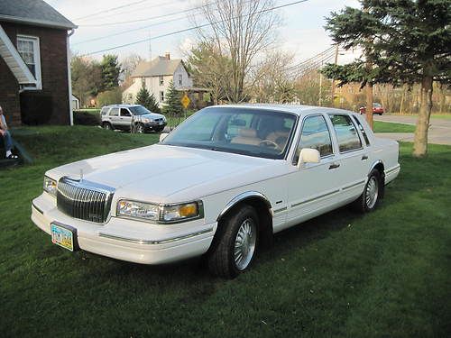 1996 lincoln continental town car-loaded-very nice condition!