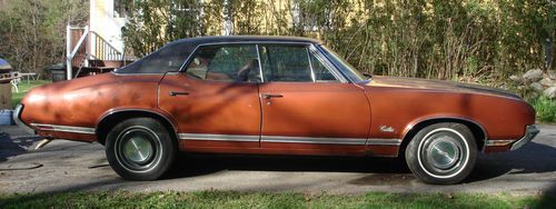 1971 oldsmobile cutlass supreme 4 door sedan all original