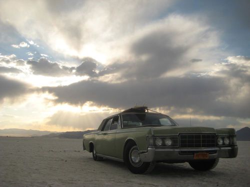 1969 lincoln continental w/ suicide doors