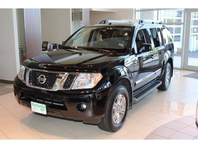 * silver edition * bose audio * leather * 3rd row seats * rear cam * bluetooth *