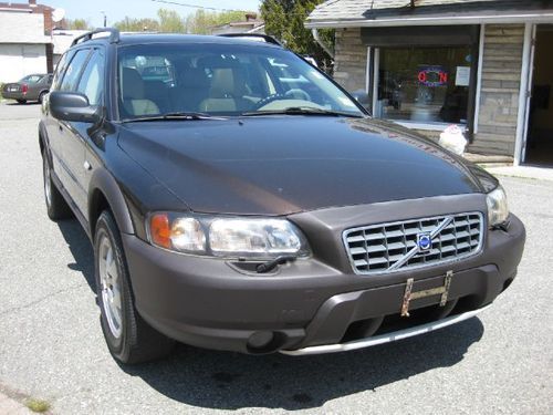 2001 volvo xc70 cross country all wheel drive no reserve!