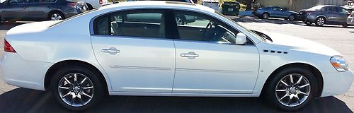 16,992 miles beautiful pearl white, grandpa owned 07 buick lucerne northstar gem