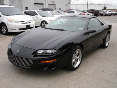 2002 chevrolet camaro z28 t-top leather very clean