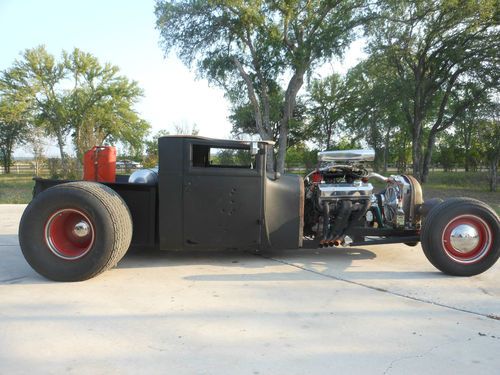1929 ratrod with brand new 600hp 383 stroker with 700r4 transmission
