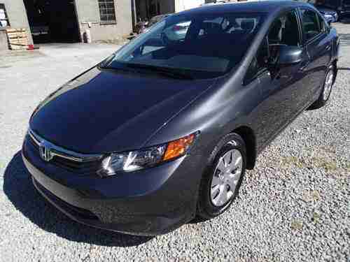 2012 Honda Civic 4dr Sedan, salvage, wrecked, sedan, damaged, 193 miles, image 4