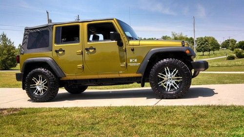 4 door jeep wrangler unlimited x lifted new rims tires lift $3k extra tinted top