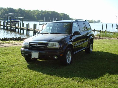 No reserve!!   2002 suzuki grand vitara xl-7, auto, 4wd.   93k miles!