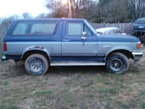 1987 Ford Bronco Eddie Bauer Sport Utility 2-Door 5.0L, image 3