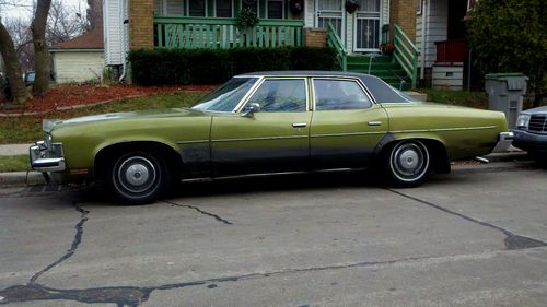 1973 all original interior and body; eight 8x8 speakers