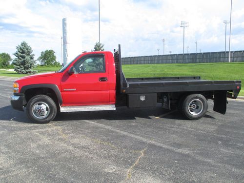 2003 gmc sierra 3500, 4x4, flatbed, v8, 5 speed manual, 1 0wner, no reserve!!