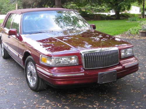 Lincoln town car - 1997 - cartier edition