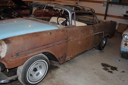 1956 Chevy Convertible, image 3