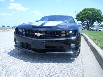 As close to new as you can get 1010 miles ss black with silver stripes chrome pa